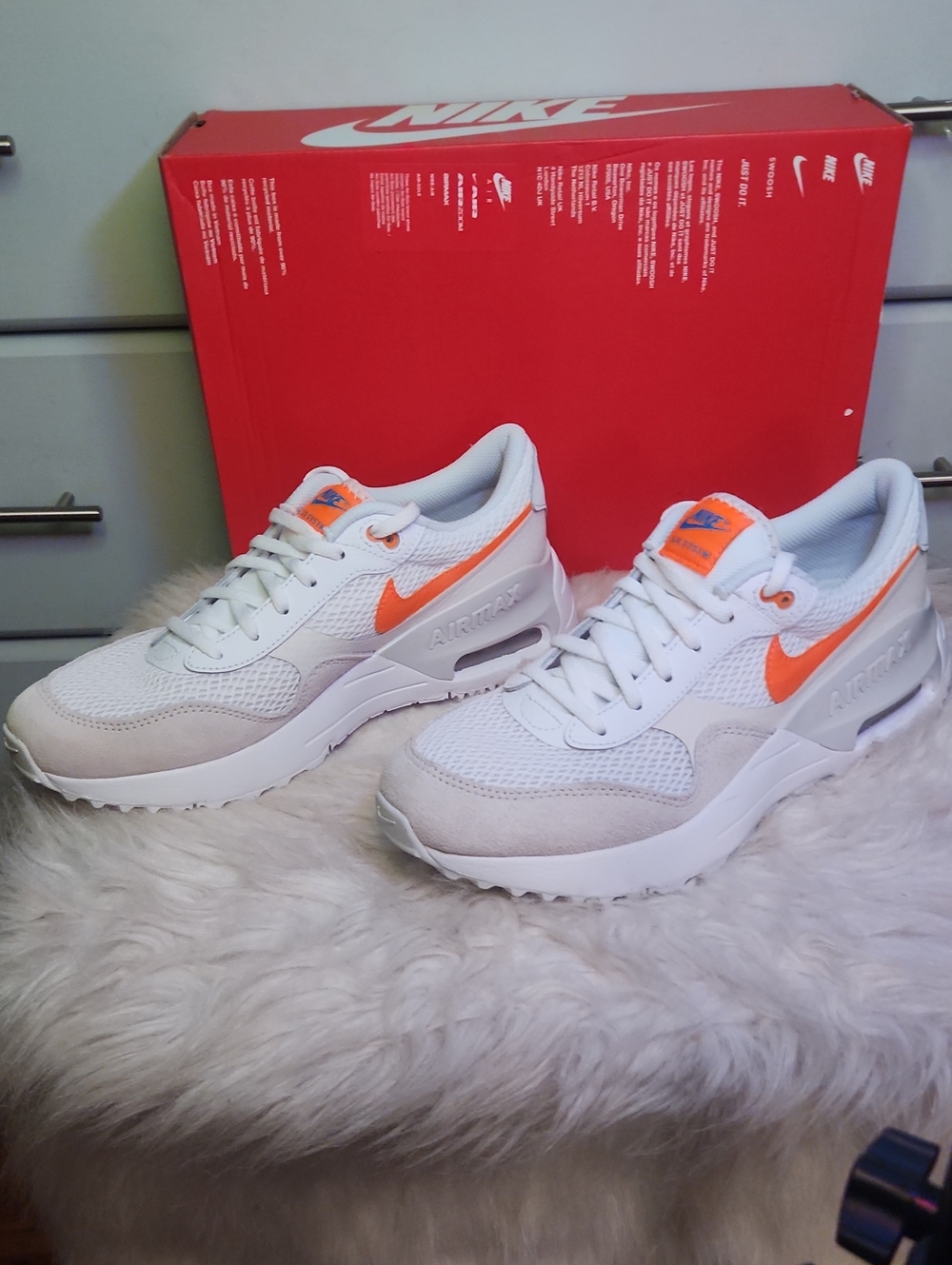 Nike Air System In White w/ Neon Orange & Blue Accents NIB Size 7y GS Women 8.5